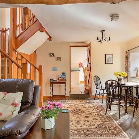 Finest Retreats - Fives Court Cottage North Cheriton Экстерьер фото