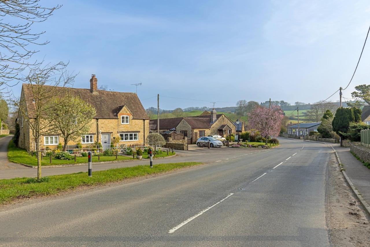Finest Retreats - Fives Court Cottage North Cheriton Экстерьер фото